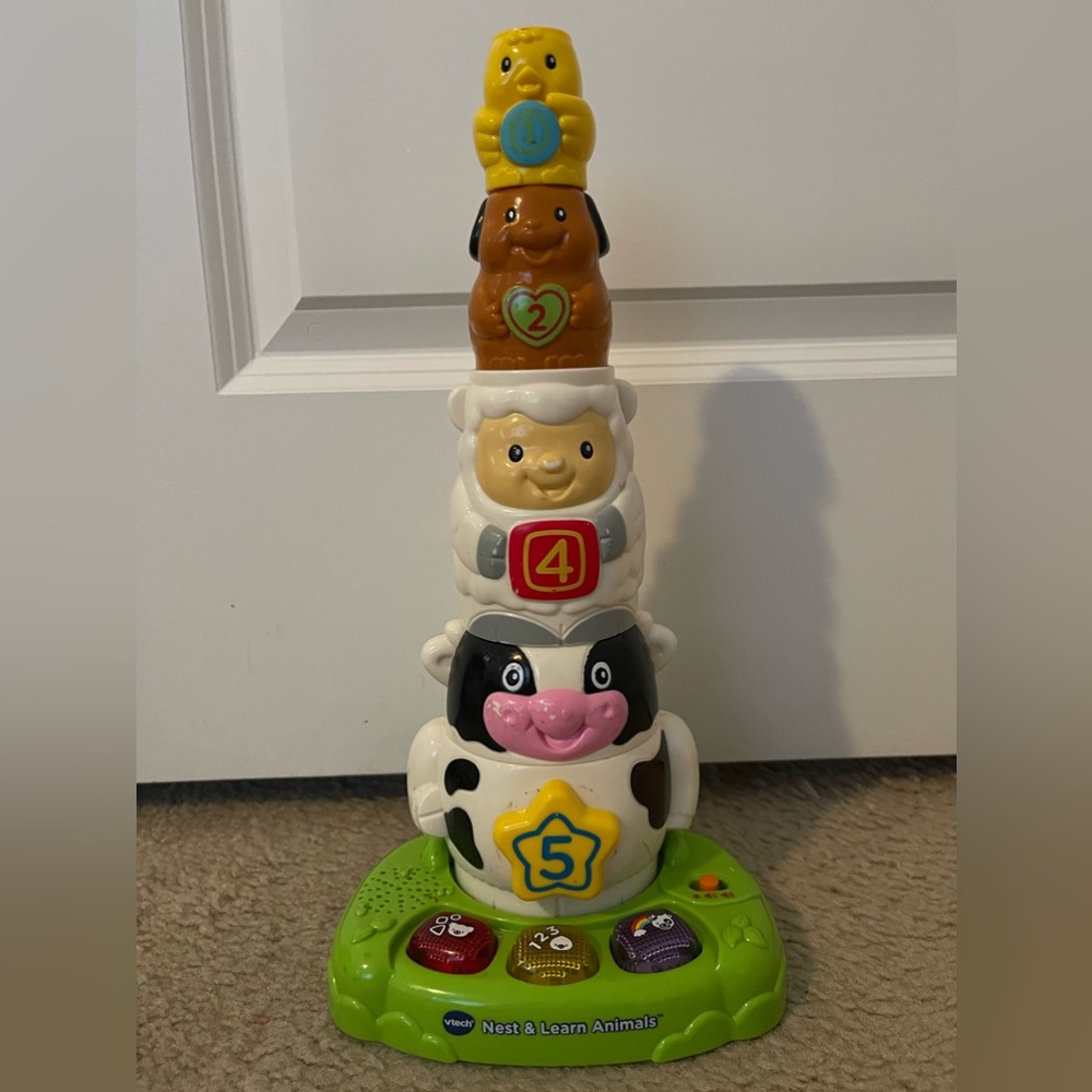V tech stacking/nesting farm animals and v tech phone